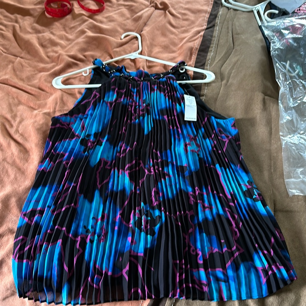 WHBM NWT pleat chain halter top